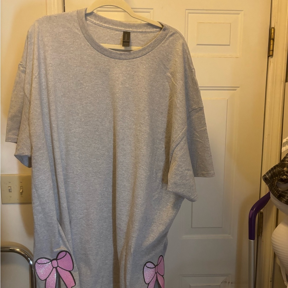 Women’s Bow T-shirt